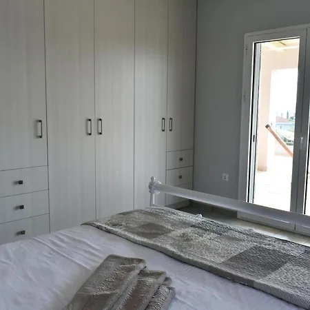 Holiday home Gaia Luxury & Ouranos Cosy