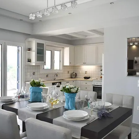 Gaia Luxury & Ouranos Cosy Holiday home *
