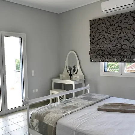 Gaia Luxury & Ouranos Cosy Holiday home *