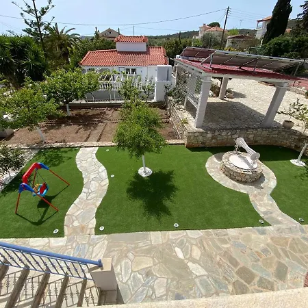 Holiday home Gaia Luxury & Ouranos Cosy