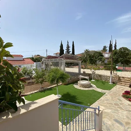 Gaia Luxury & Ouranos Cosy Holiday home Ermioni