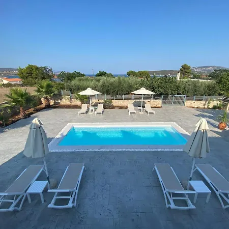 Holiday home Gaia Luxury & Ouranos Cosy *